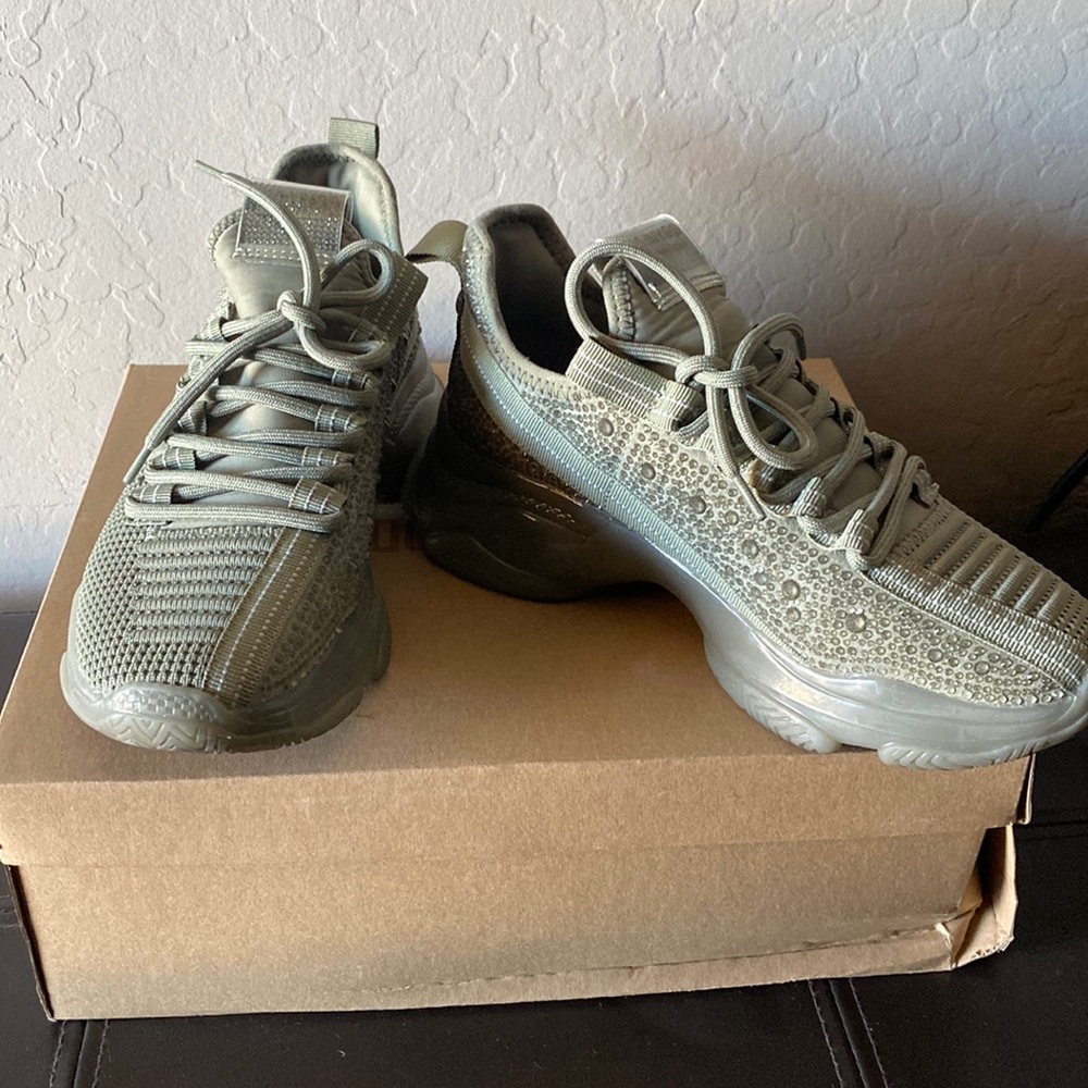 Steve Madden Maxima shoes